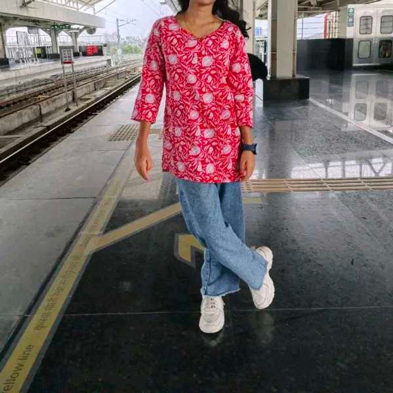 Short Kurti