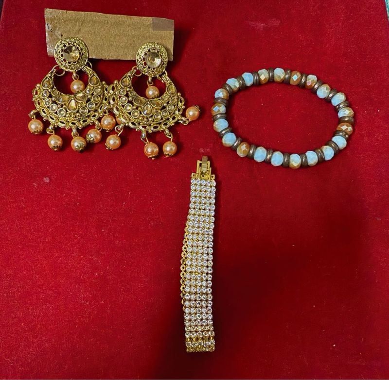 Gold-tone Jewelry Set