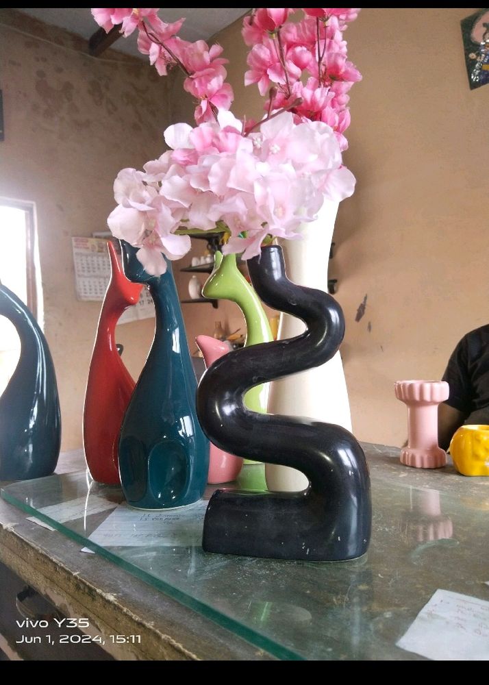 2 Unique Decorative Vases