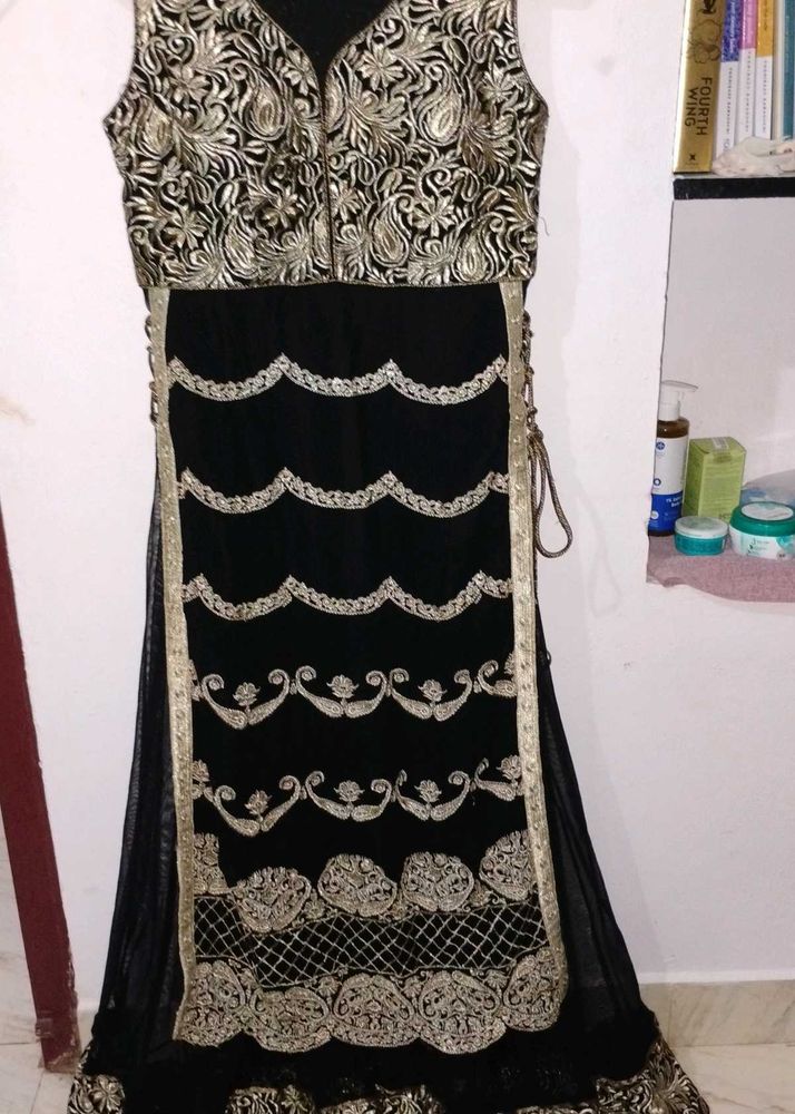 Elegant Black Ethnic Sleeveless Gown