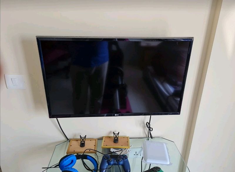 LG Led Smart Tv 32 Inch