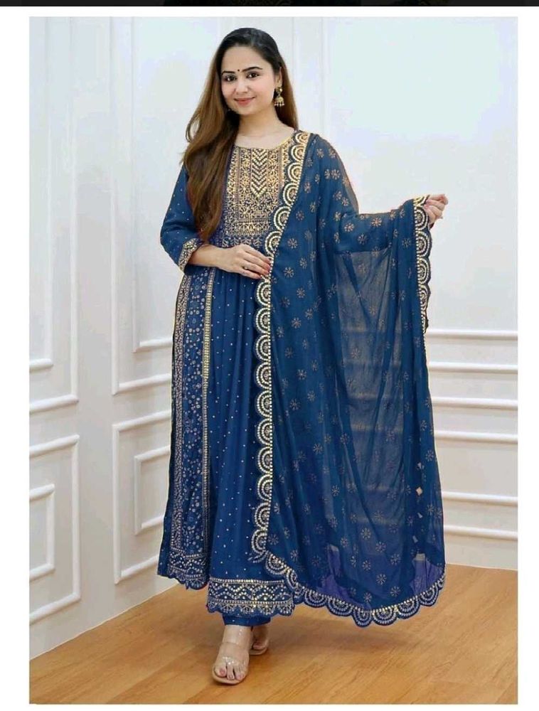 Elegant Blue Kurta Set