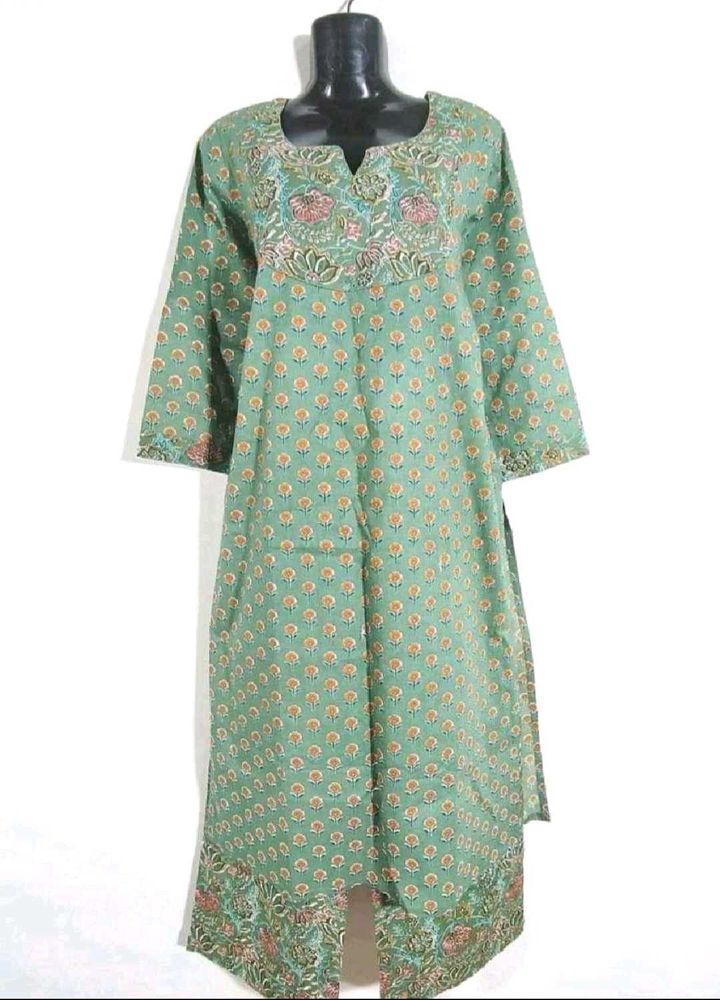 Elegant Floral Print Kurta Set New