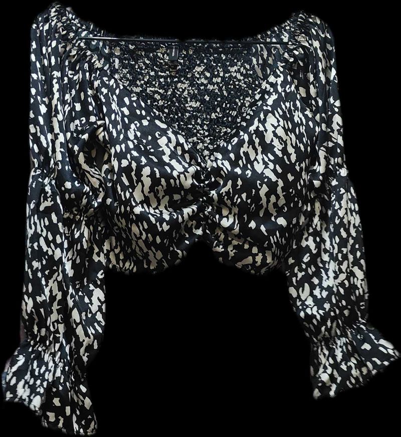 Retro-style Crop Top