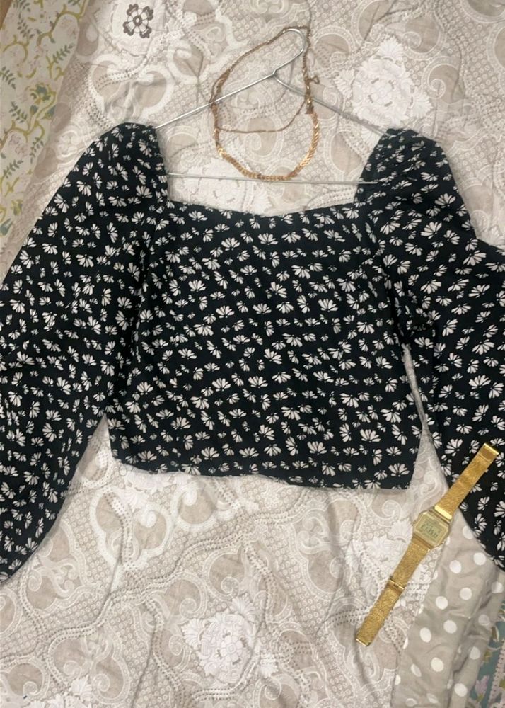 RARE Brand Women&#39;s Floral Black Top