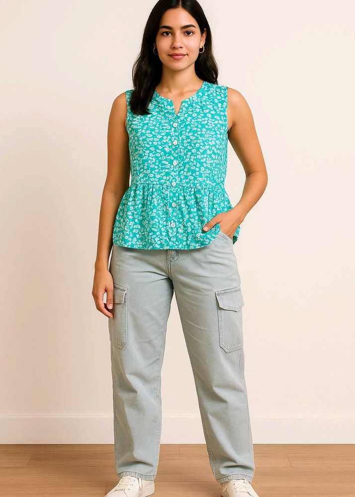 Floral Print Sleeveless Peplum Top And Cargo Pants