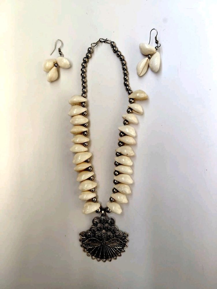 Necklace &amp; Earring