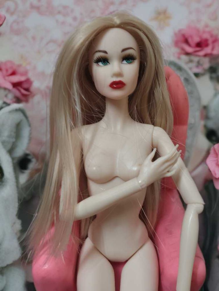 Collectible Fashion Doll