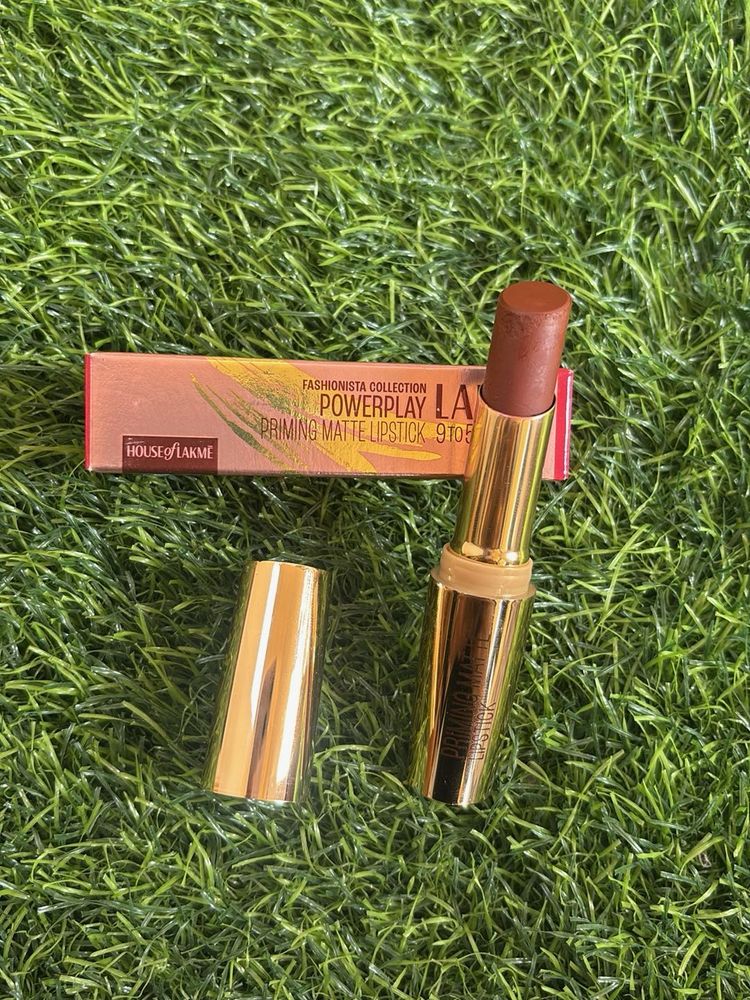 Lakme Priming Matte Lipstick 9to5