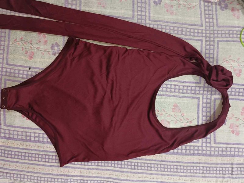 Halter neck ribbon rose top