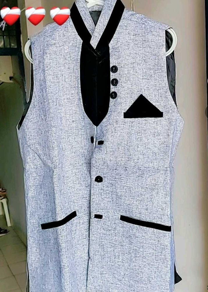 Men&#39;s Grey Linen Vest