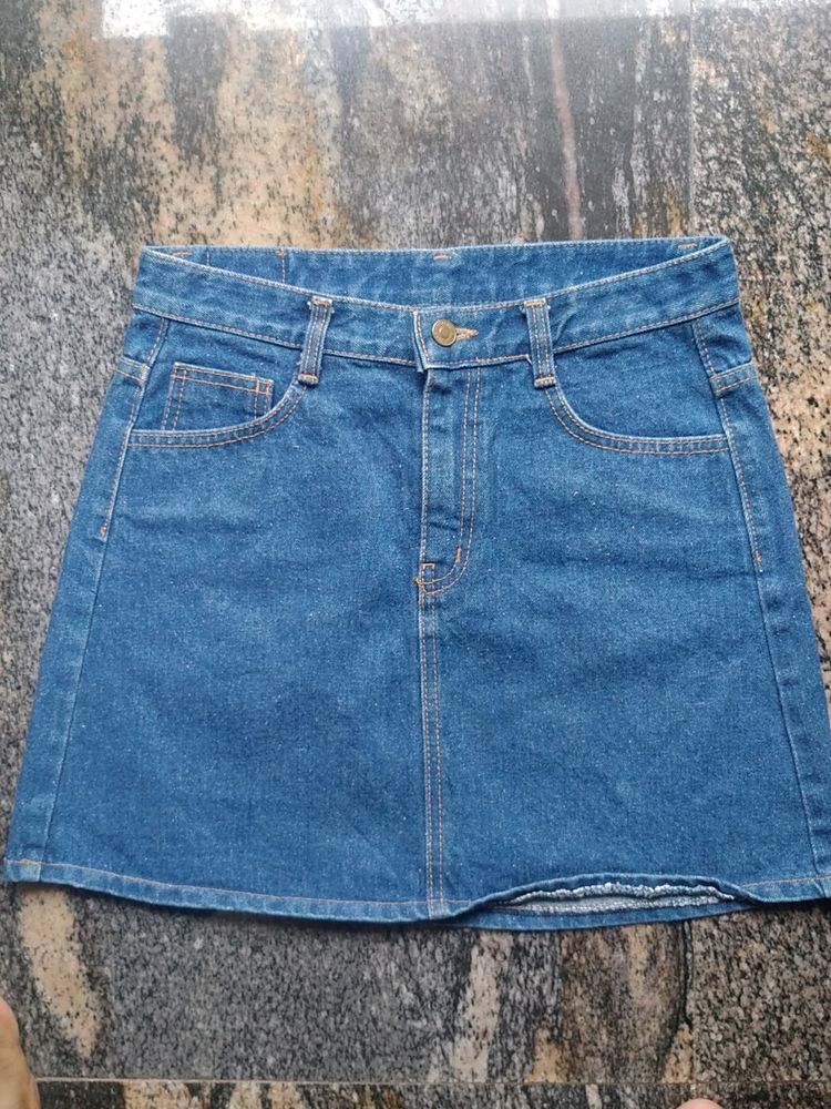 Denim Skirt Very Good Quality Lenth 16 Inchs