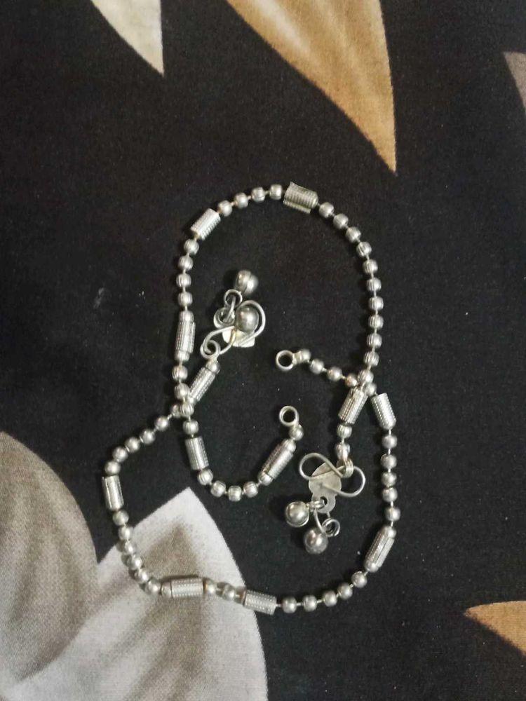Anklet