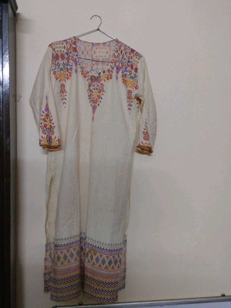 Elegant Embroidered Kurta