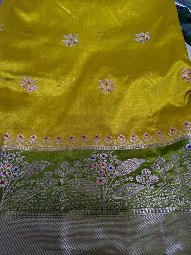 original raw mango Yellow Saree