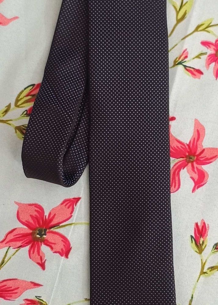 BlackBerrys Men&#39;s Neck Tie - 100% Silk
