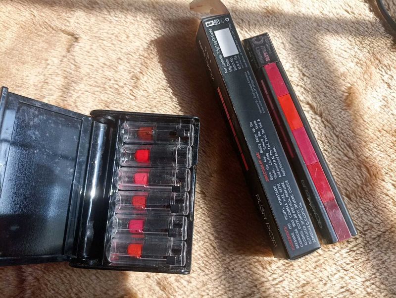 2 Set Lipsticks