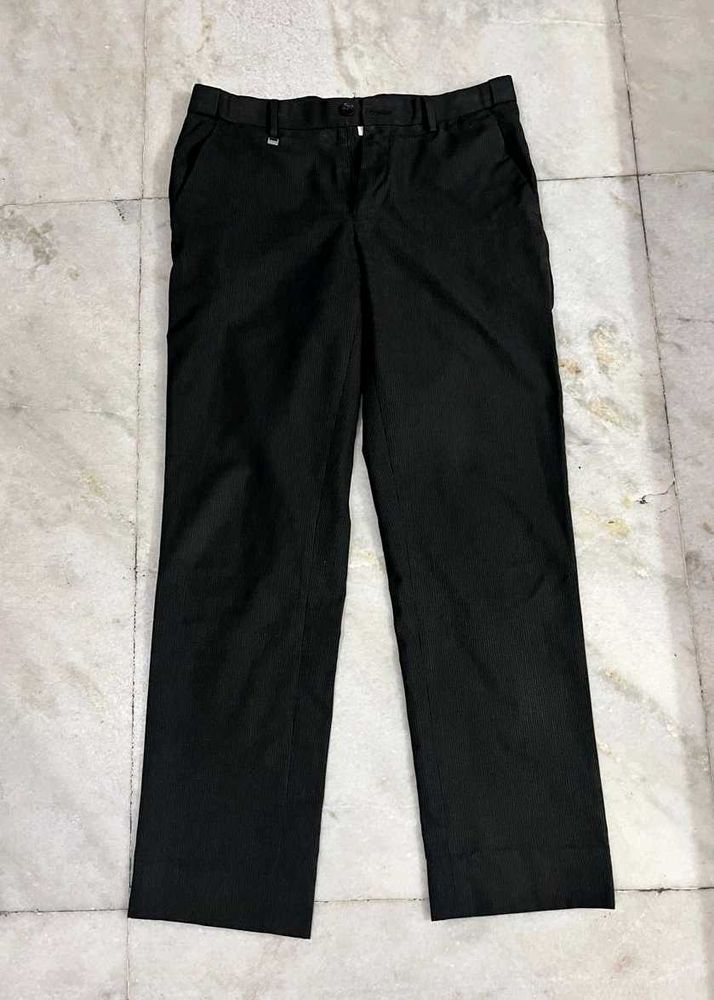 NETPLAY BLACK STRIPED STRAIGHT FIT TROUSERS