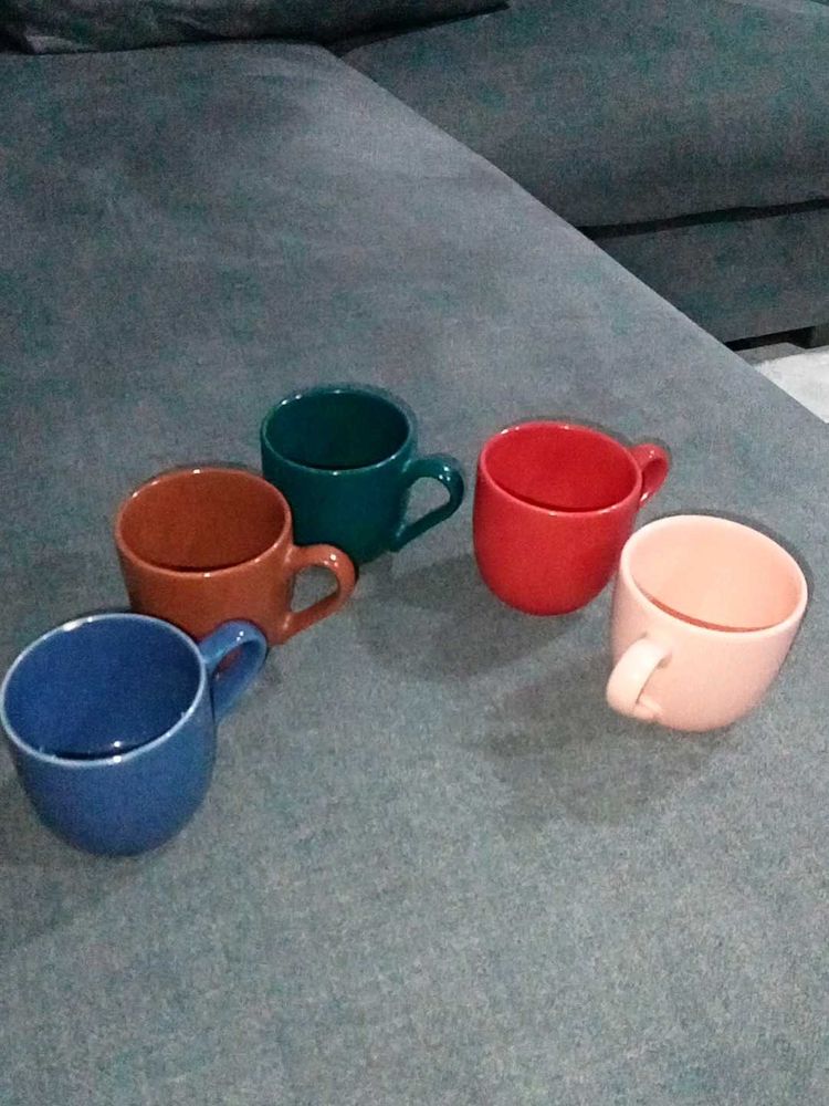 Set Of 5 Cute Small Cups