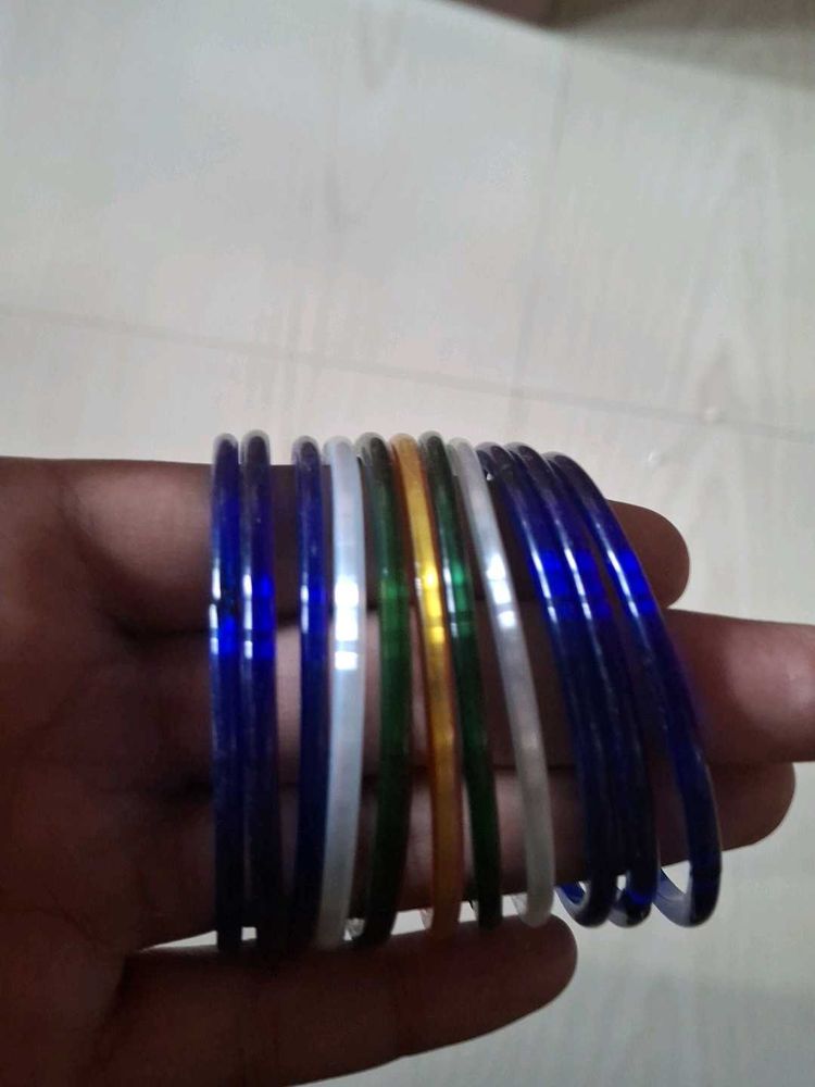 Glass Churi