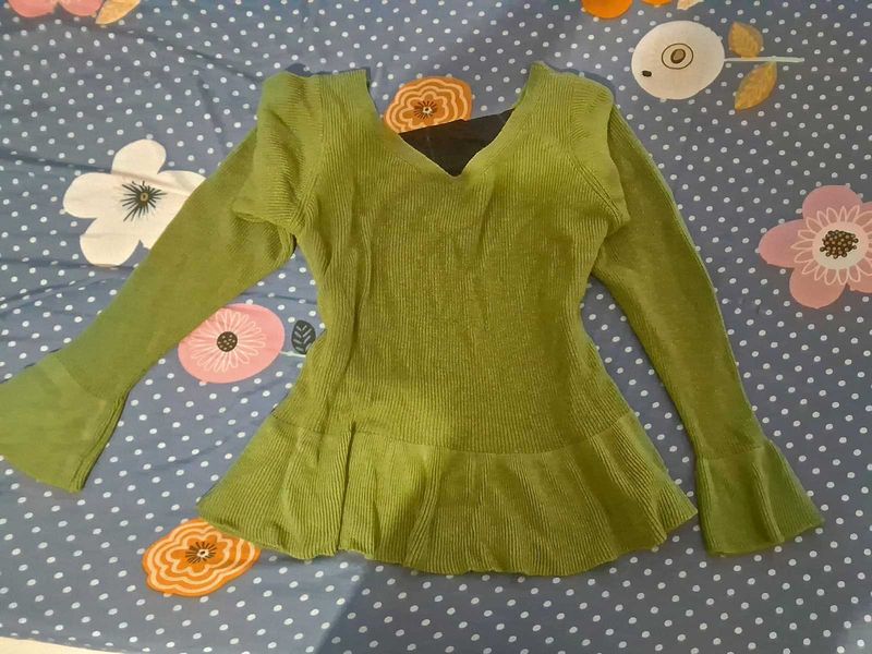 Baby doll Sweater Top With Long Sleeves