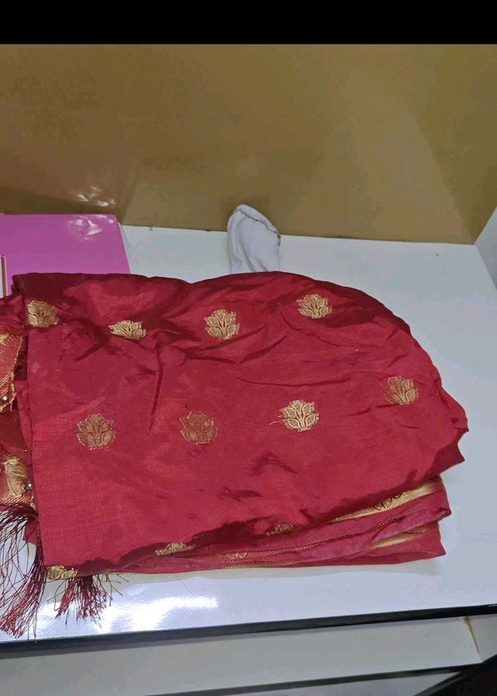 Elegant Red silk dupatta