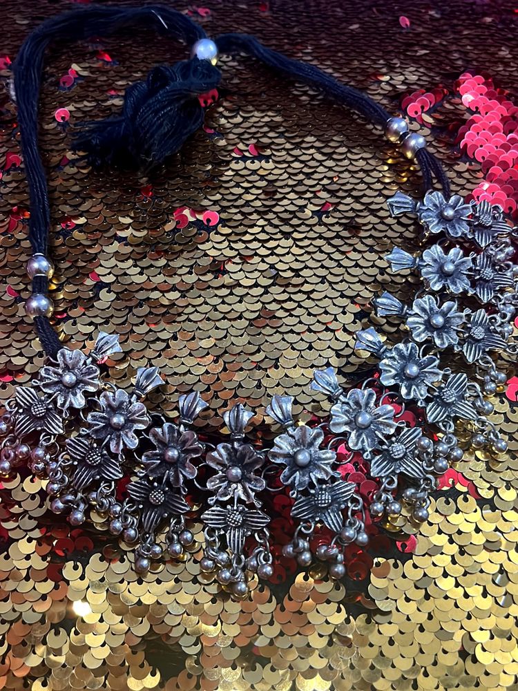 Black beauty❤️‍🔥 oxidized necklace🖤🤍