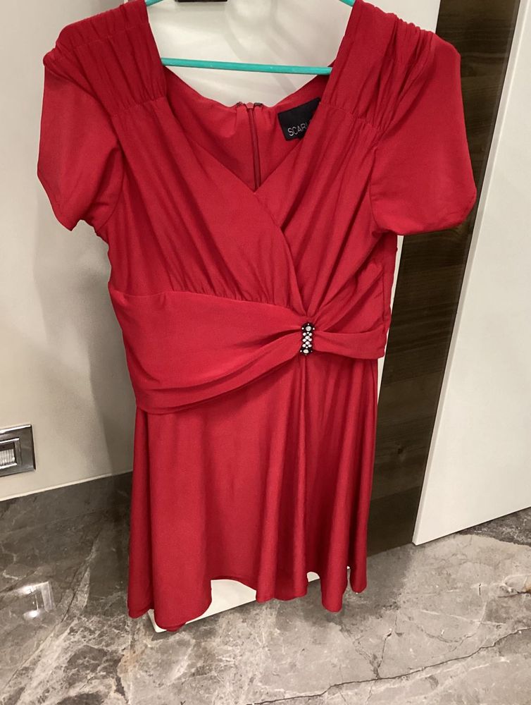 Elegant Red Dress