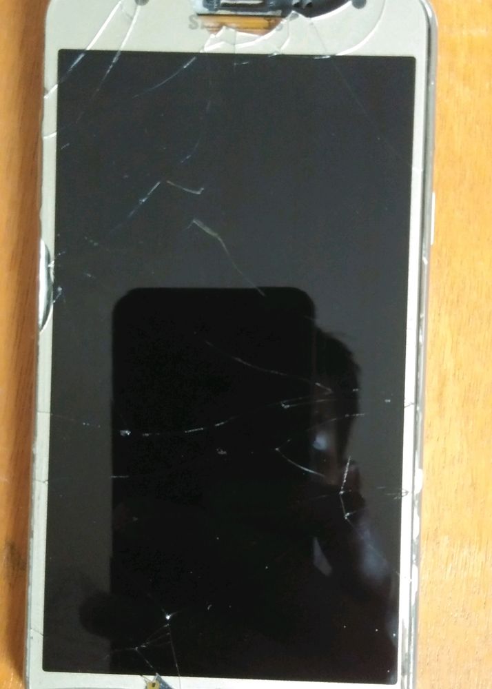 Samsung Galaxy J7 Mobile