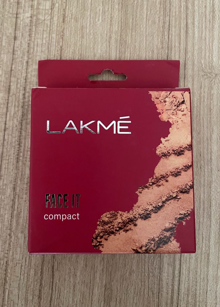 Lakme Face it Compact