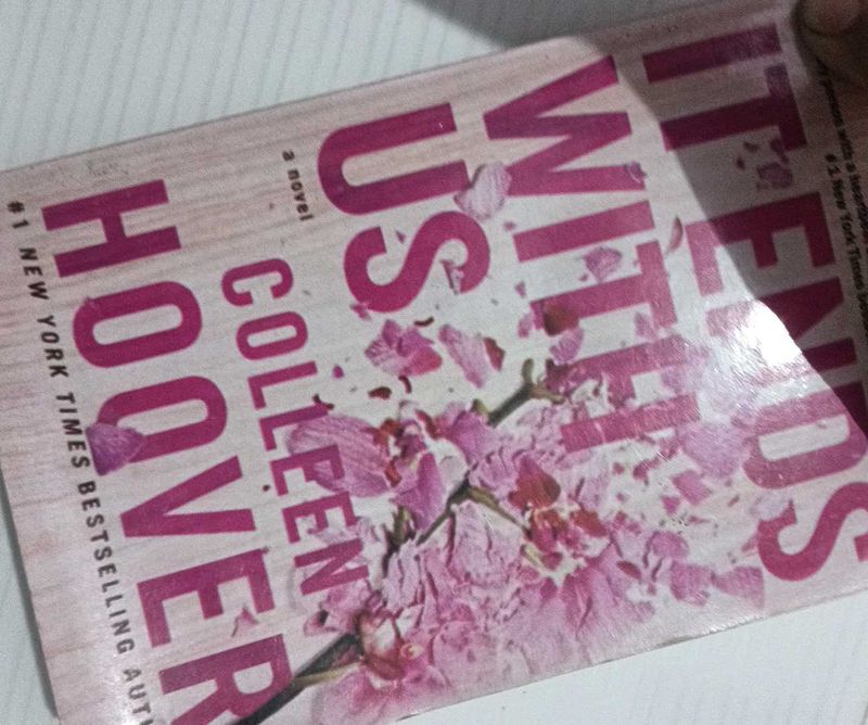 It Ends With Us by Colleen Hoover