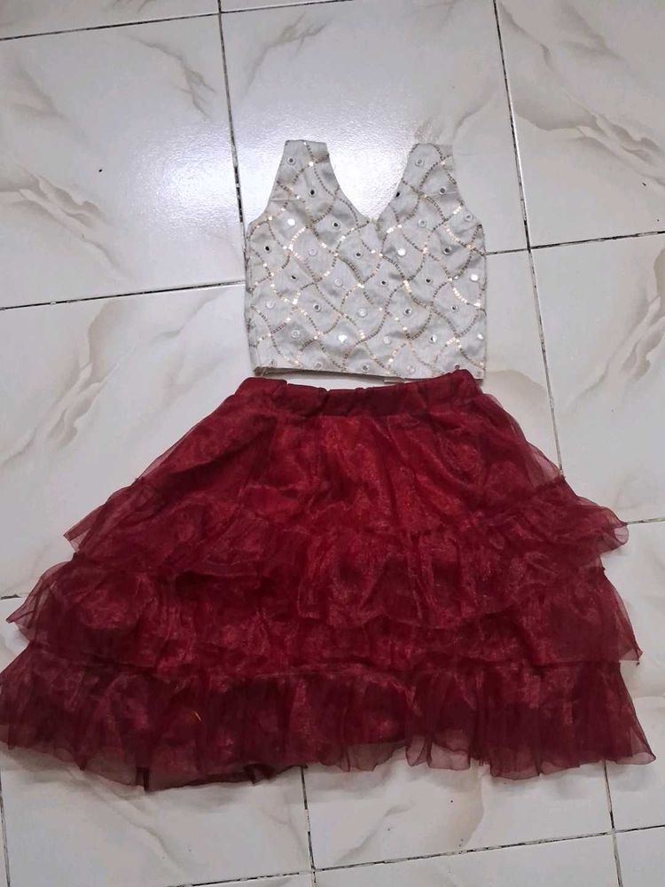 Girls&#39; Party Outfit