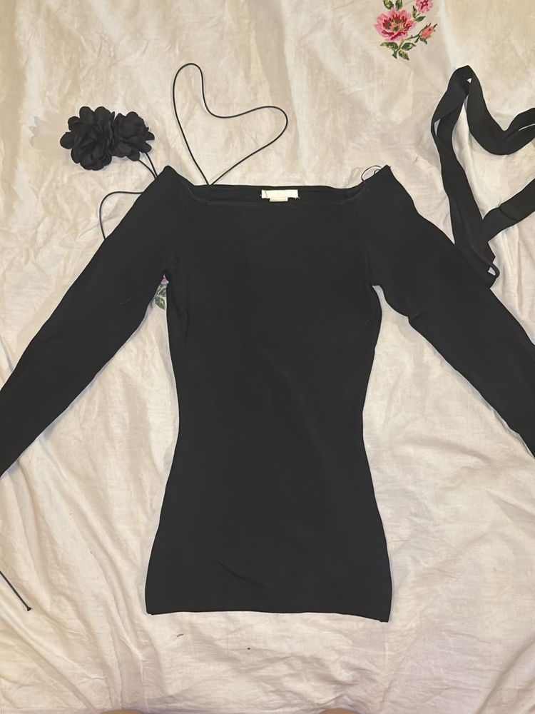 Boat neck top