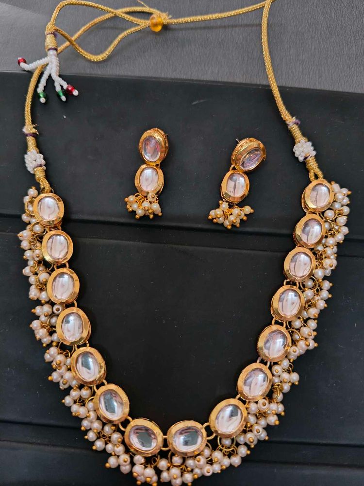 Kundan Necklace &amp; Earring Set
