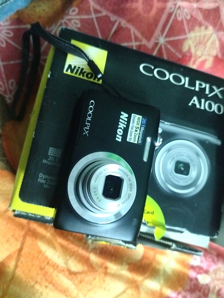 Nikon Coolpix A100