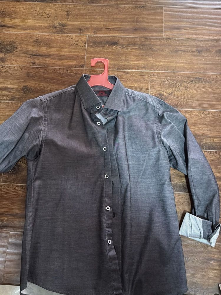 Stylish Gray Long Sleeve Shirt
