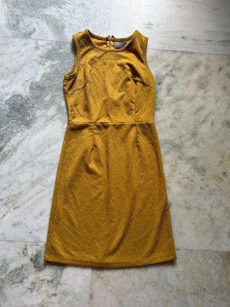 Vero Moda Mustard Sleeveless Dress