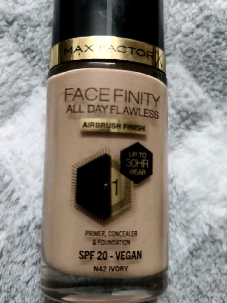 Max Factor Facefinity Foundation