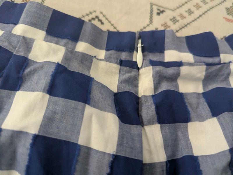 Beautiful check Skorts