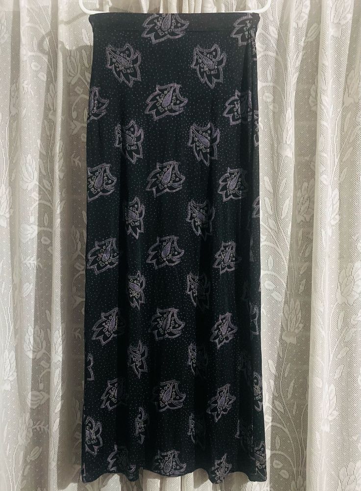 Black Straight-fit Maxi Skirt