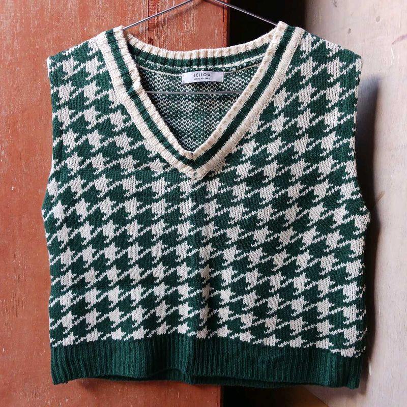 KOREAN Houndstooth Knit Vest