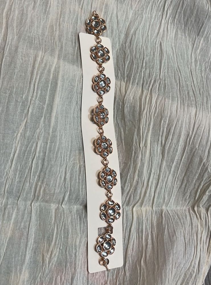 Floral Hair Accessory(Matha Patti)