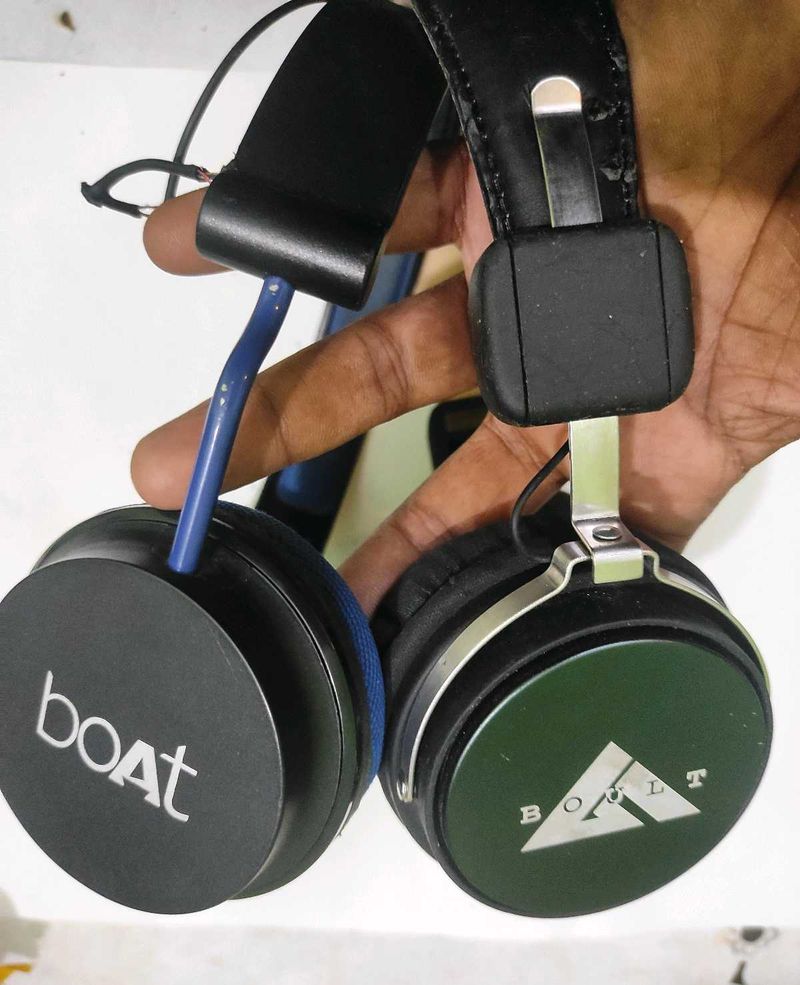 Boat And Boult Audio Headphone