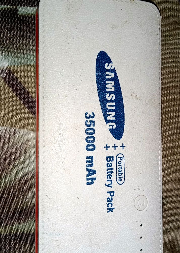 Samsung  35000 MAh Battery Powerbank