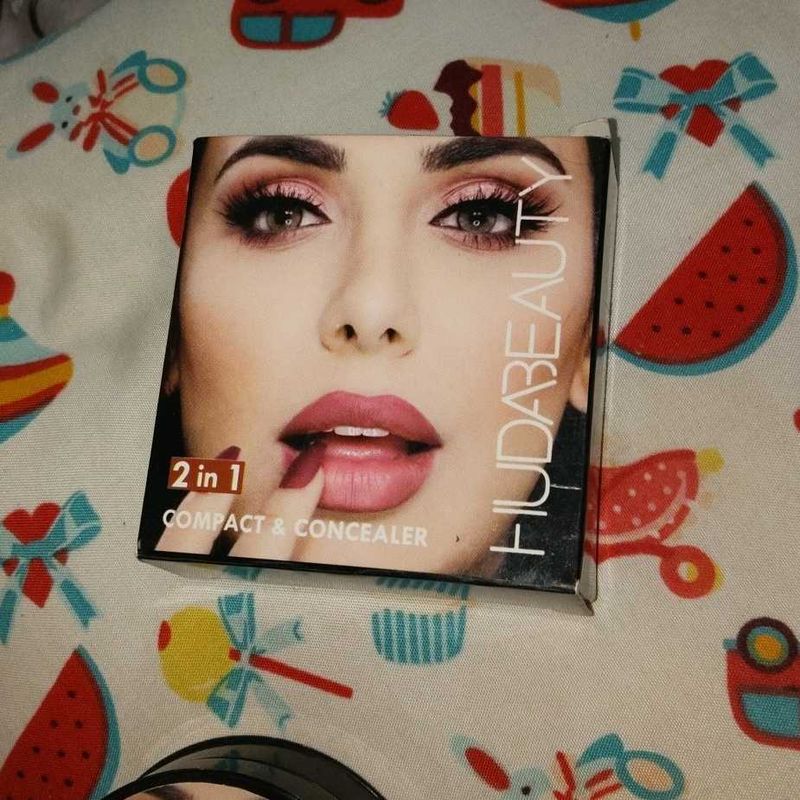 Huda Beauty 2in1 Compact&amp;Concealer