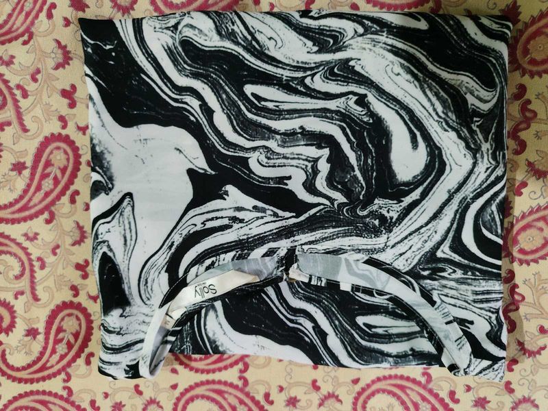 Softy Black&amp;White Swirl Top,Navy Blue Kurti Combo