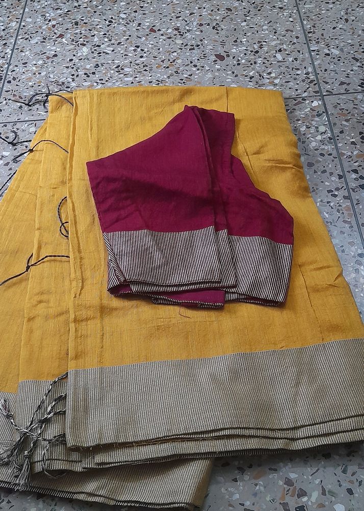 Handloom Saree With Blouse