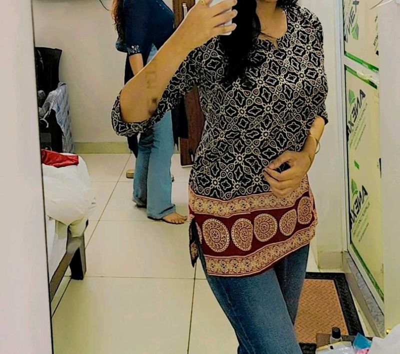 Patterned Short Kurti