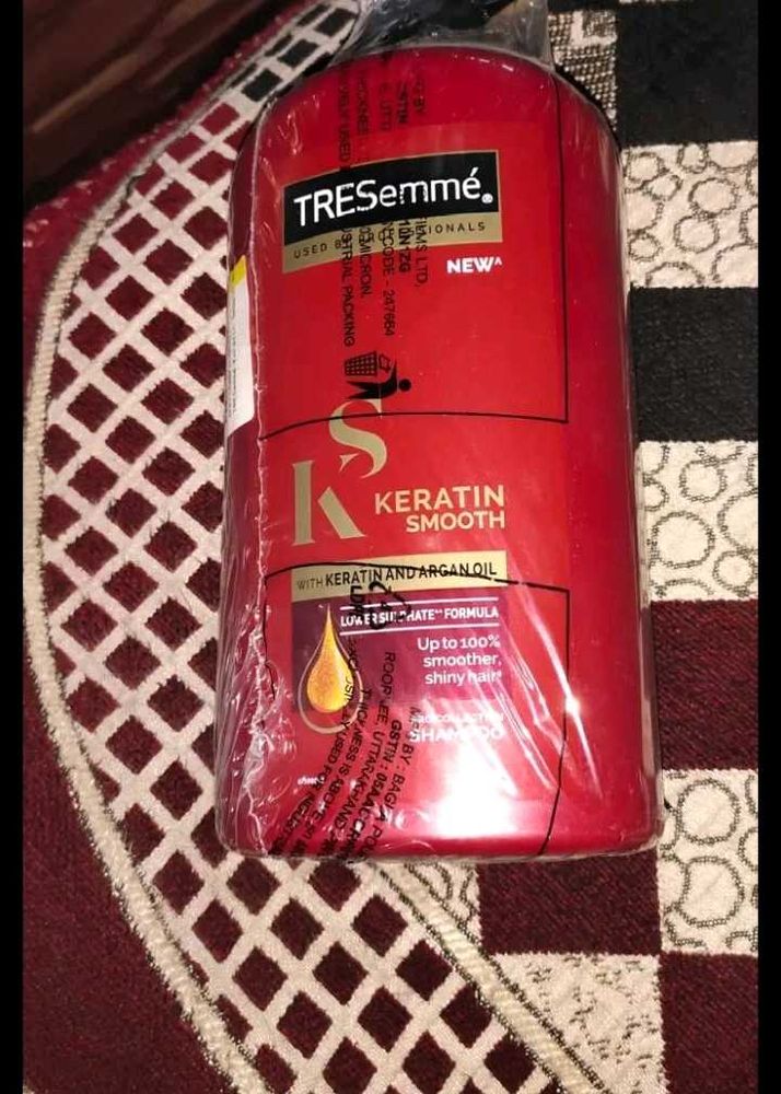 TRESemme Keratin Smooth Shampoo