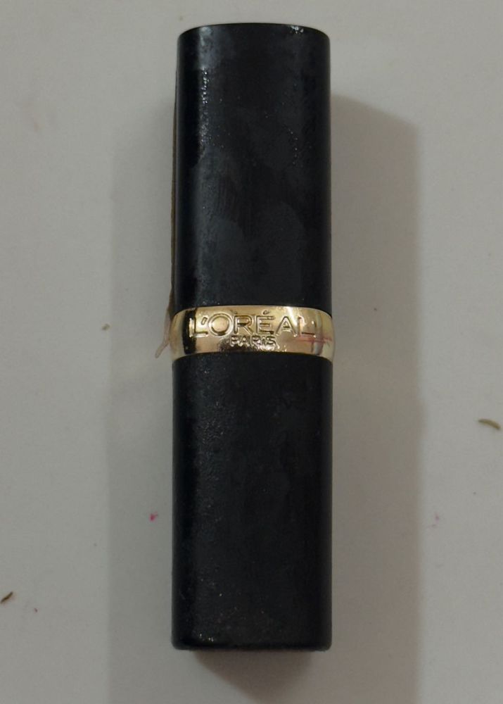 L'Oreal Paris Lipstick
